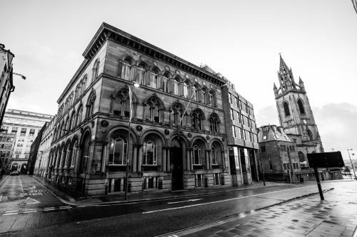 Liverpool City Centre Apartment | The Racquet Club