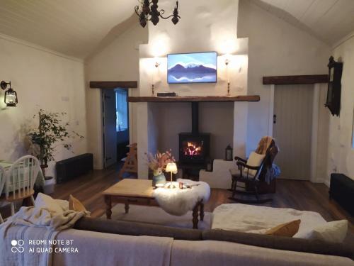 Glenties House | The Red Bridge Cottage