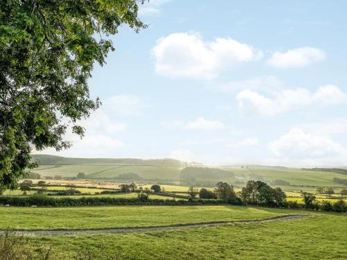 Kingswood House | The Red House - Uk39234