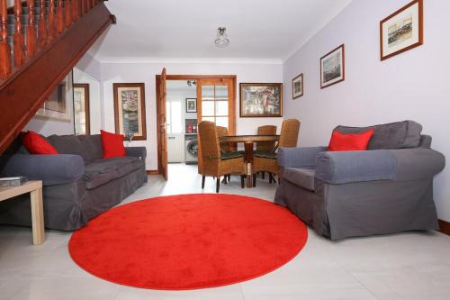 Belfast House | The Redburn