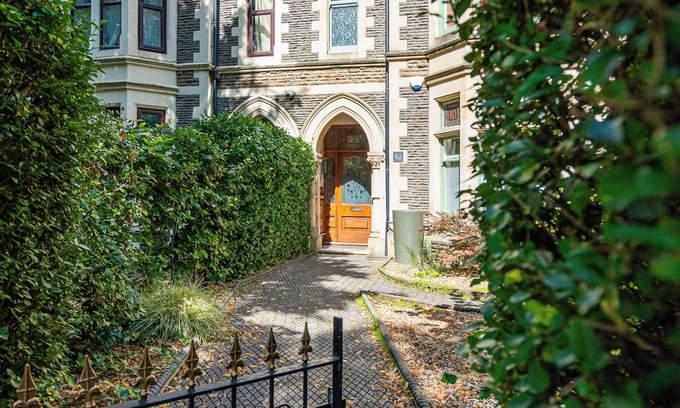 Pontcanna Apartment | The Regency Studio