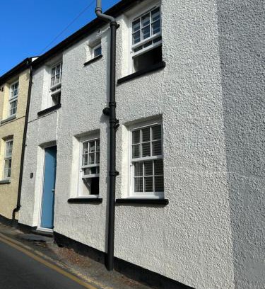 Aberdovey House | The Retreat - 2 bed cottage in Aberdovey
