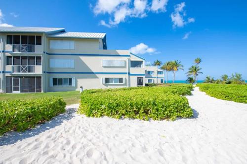Rum Point House | The Retreat #20 Condo