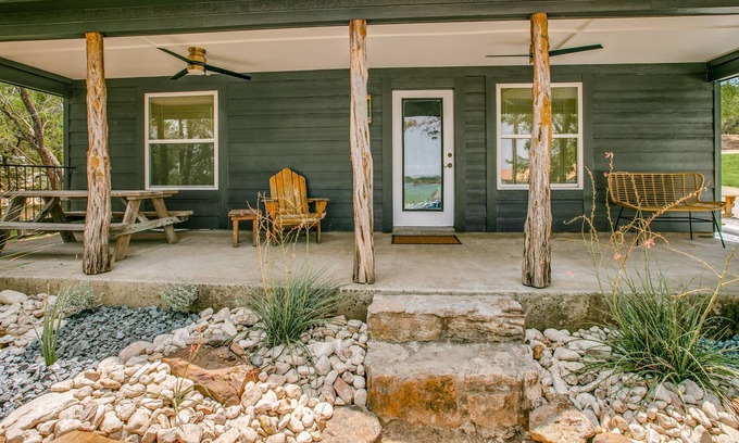 Graford Cabin | The Retreat @ Possum Kingdom Lake! Cabin 2