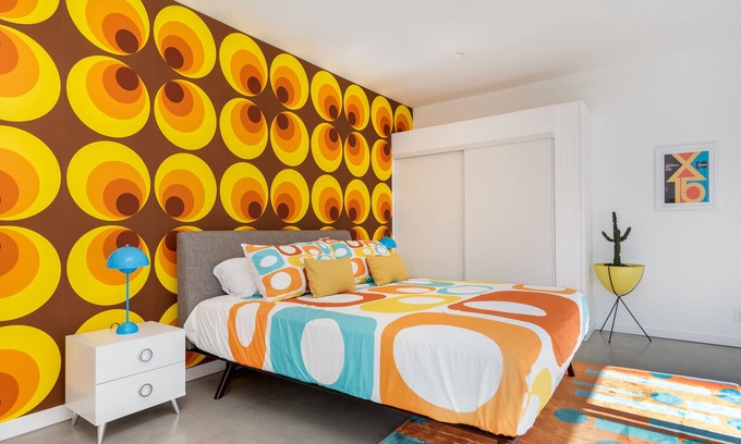 Sunmor House | The Retro A Go-Go House Luxury Mid Century Mod Resort