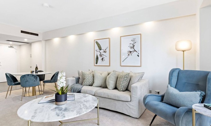Elizabeth Bay Apartment | The Rex Potts Point Apartment