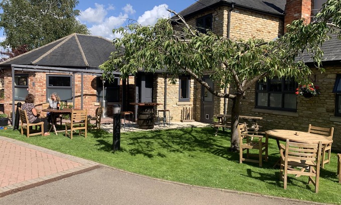 Roade House | The Roade House Rooms
