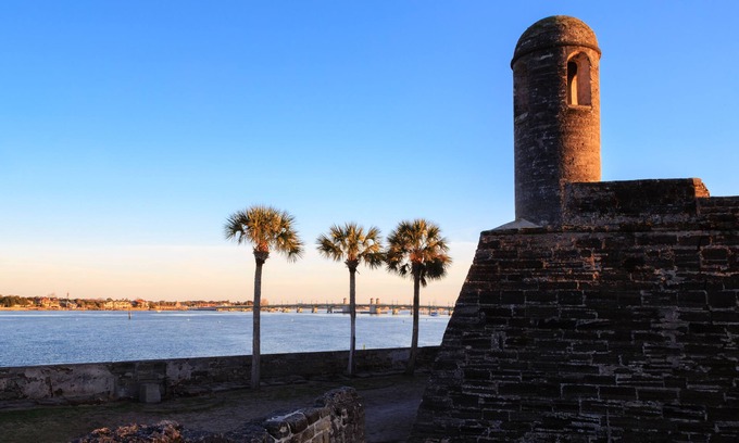 St. Augustine House | The Robin’s Nest – New 3 BDR Just 15 Min to Downtown, Pet Friendly!
