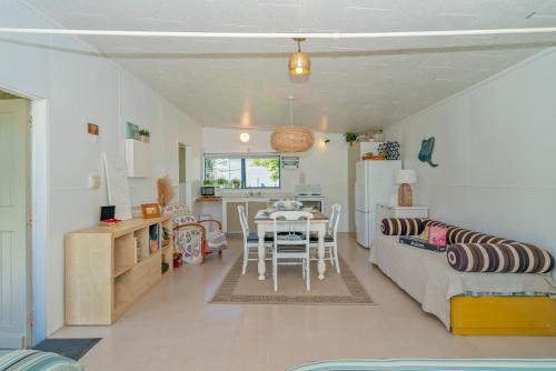 Hahei House | The Rookery - Hahei Holiday Home