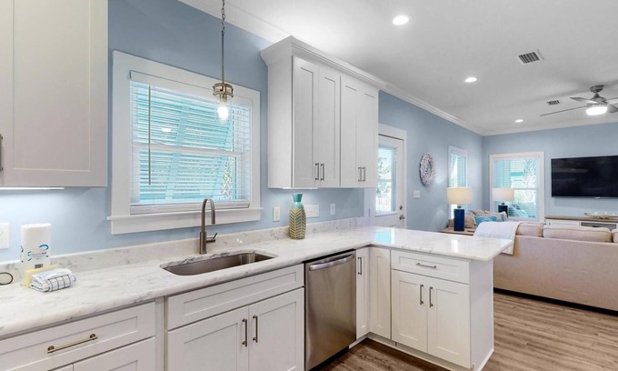 Fort Morgan Cottage | The Rookery Iii 6027 3 Bedroom Cottage by Redawning