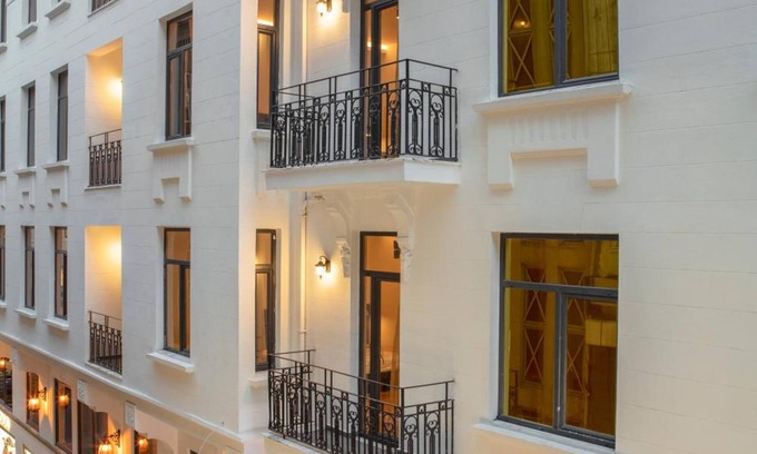 Osmanbey Hotel | The Rooms Nisantasi