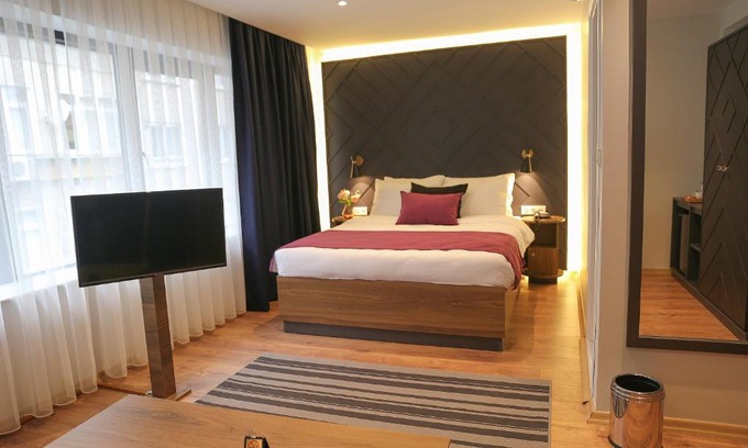 Cumhuriyet Hotel | The Roomy Hotel Şişli
