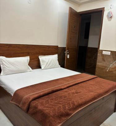 Preet Vihar Hotel | The Roop Mahal, hotel,