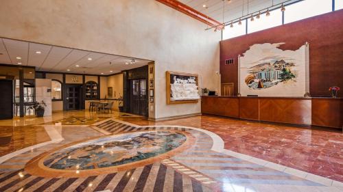 Rapid City Hotel | The Rushmore Hotel & Suites; BW Premier Collection