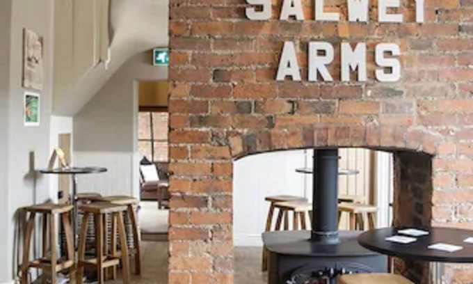 Woofferton Hotel | The Salwey Arms
