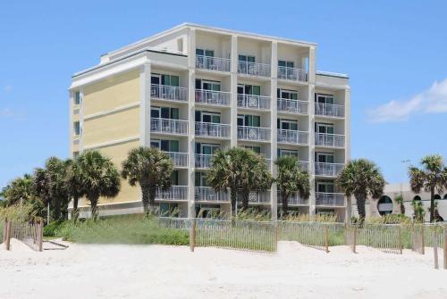 Myrtle Beach Hotel | The Sandbar Hotel, Trademark Collection by Wyndham