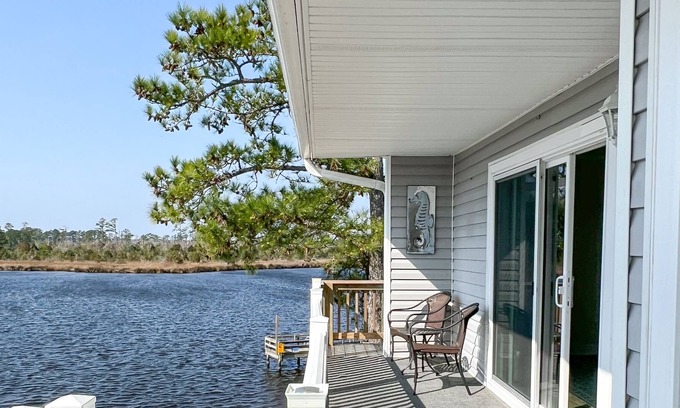 Fairfield Harbour Condo | The Sandpiper by Salty Sweet Retreats