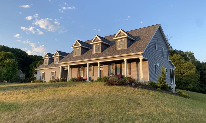 Saratoga Springs House | The Saratoga Sweet Spot
