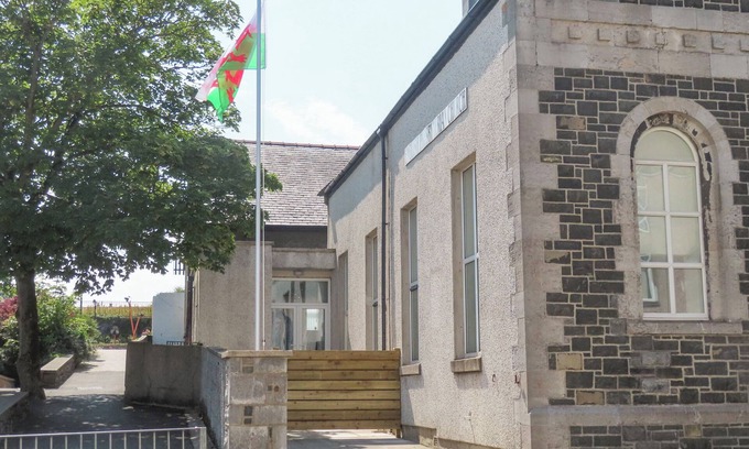 Holyhead Cottage | The School House