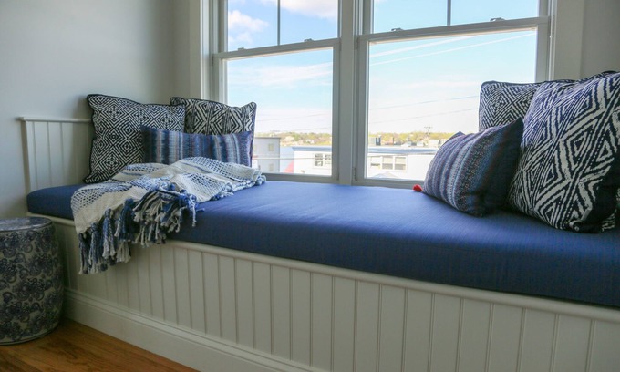 Newport East Hotel | The Sea Breeze Inn