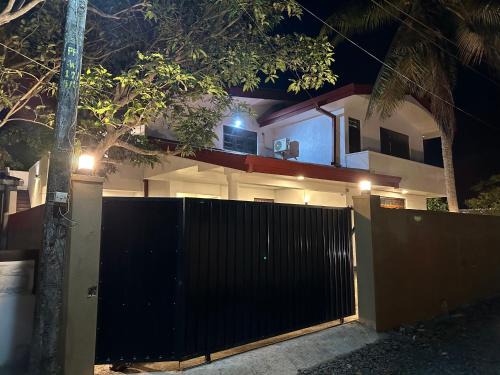 Panadura House | The Sea Breeze Upper Level
