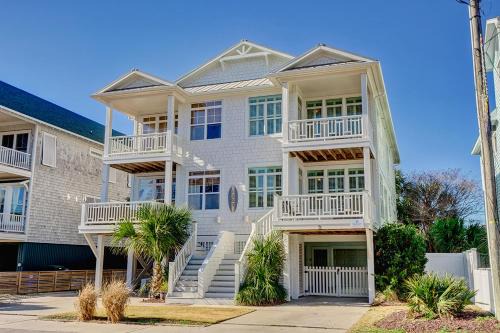 Wrightsville Beach House | The Sea Hawk by Sea Scape Properties