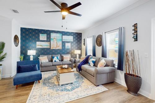 Navarre House | The Seashell