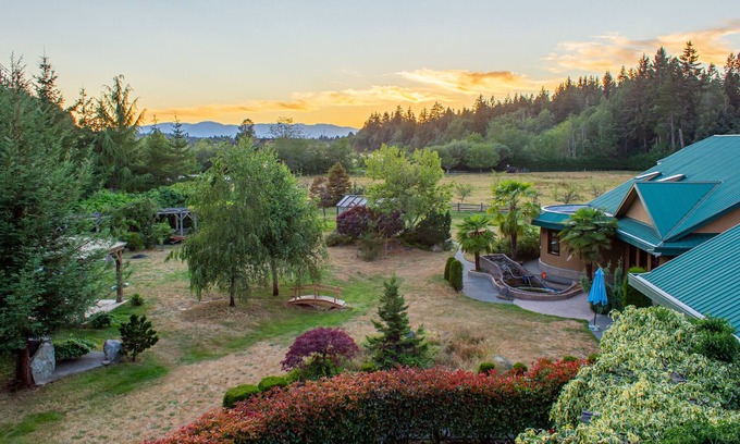 Regional District of Nanaimo Cottage | The Secret Garden