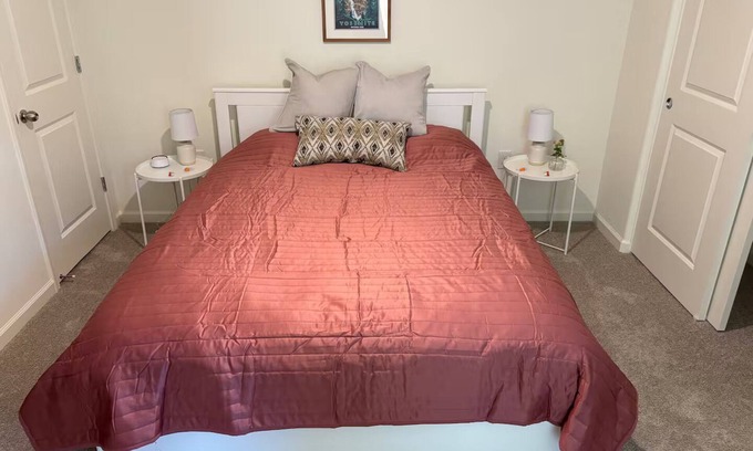 Visalia Apartment | The Sequoia Nook – Clean, Cozy & Minutes from Downtown Visalia