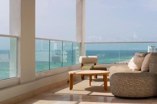 City Center Resort | The Shelborne by Proper, a Member of Design Hotels