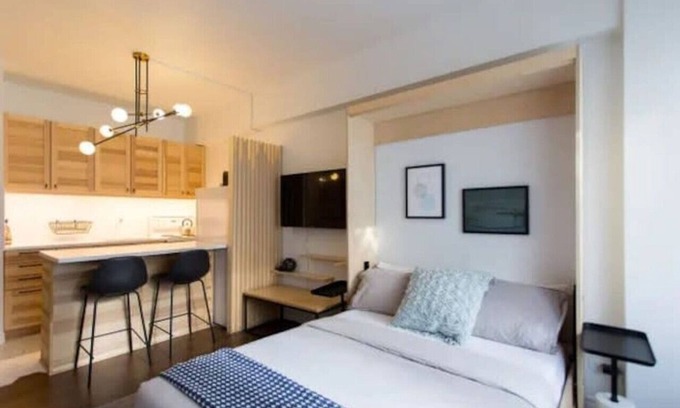 Milton Park Apartment | The Sherbrooke Suite 102