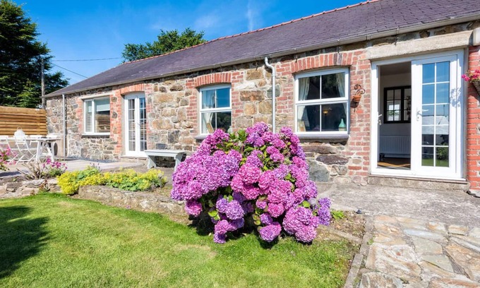 Llanengan House | The Shippons in the beautiful Pwllheli