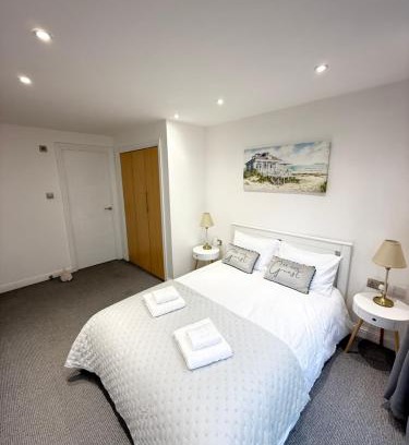 Leith Apartment | The Shore Edinburgh 2 Bedroom Apartment