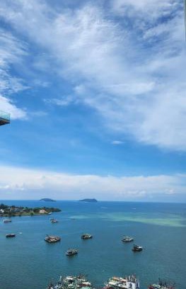 Downtown Kota Kinabalu Apartment | THE SHORE KOTA KINABALU - Sea View by AS SWEET HOME STAY
