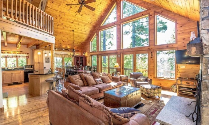 Bridgton House | The Ski Hive Trailside At Pleasant Mnt