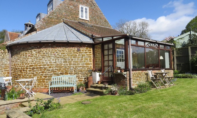 Ingoldisthorpe Cottage | The Smithy