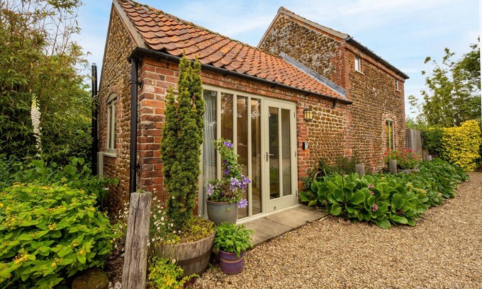 Ingoldisthorpe Cottage | The Smokehouse, Ingoldisthorpe, Norfolk