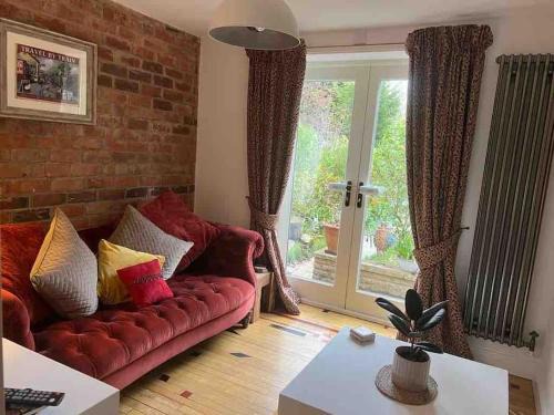 Bournville Apartment | The Snug@Bournville