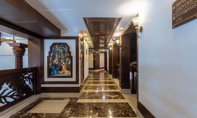 The Mall Road Resort | The Solitaire Resort by Lawrence Hotels