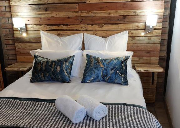 Langenhoven Park Apartment | The Spare Room Cottage - cosy and private