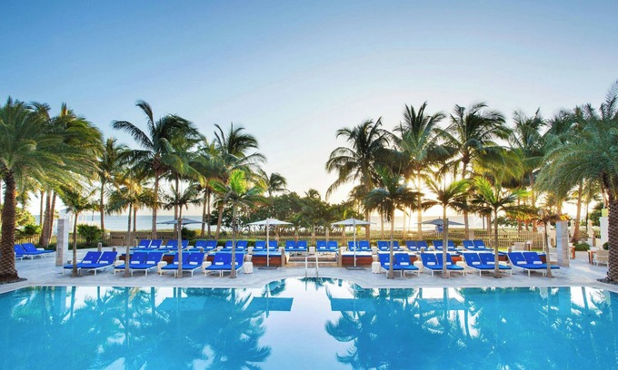Bal Harbour Hotel | The St. Regis Bal Harbour Resort