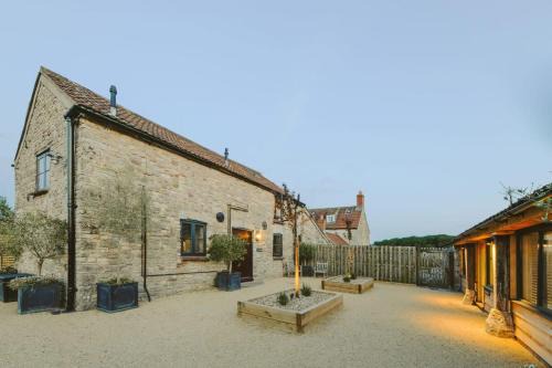 Little Stoke House | The Stable- Hopewell