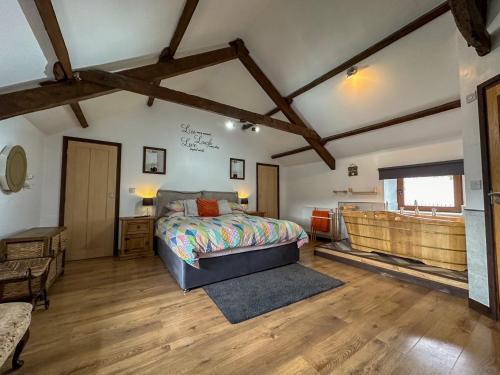 Llandysul Apartment | The Stables