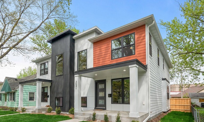 Powderhorn House | The Standish Sensation - 4 Bedrooms 4 Baths 2706 Finished Square Feet!