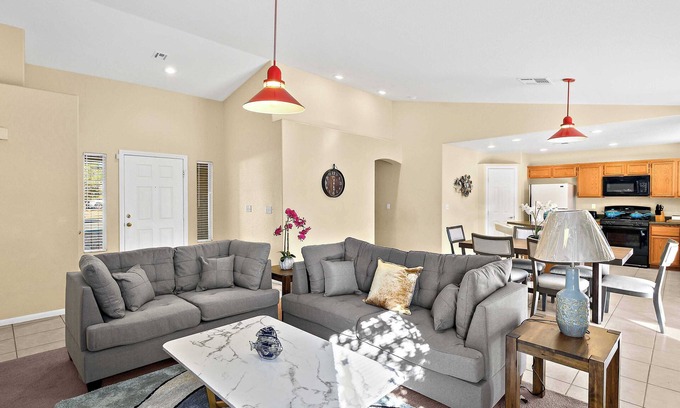 River Mountain House | The Stone Gate on Saratoga #41273