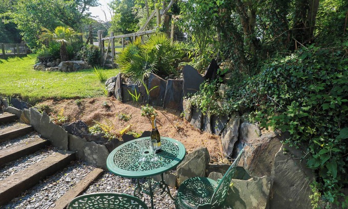 Newport Cottage | The Studio at Dan y Garn