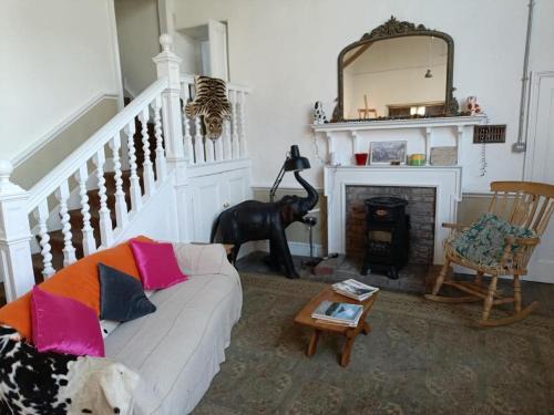 Newlyn Apartment | The Studio Trewarveneth Manor Farm TR185NF