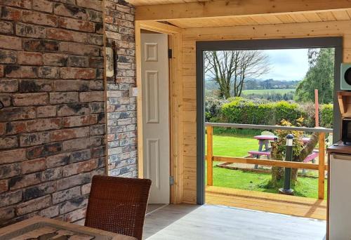 Clonroche Ski Chalet | The Stunning Log House