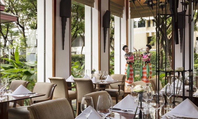 Thung Maha Mek Hotel | The Sukhothai Bangkok
