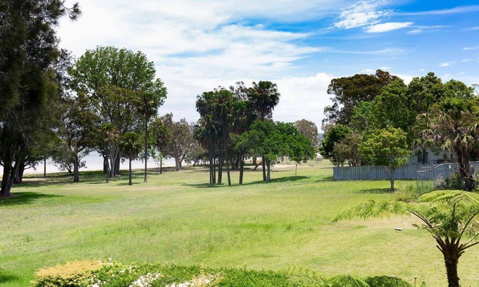 Soldiers Point House | The Sundowner 40 Cromarty Road
